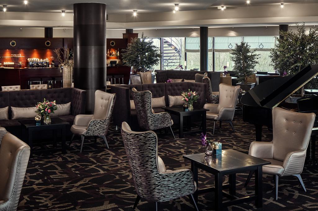 Hampshire Hotel - Newport Huizen Dış mekan fotoğraf